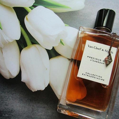 ادو پرفیوم زنانه ون کلیف اند آرپلز Collection Extraordinaire Precious Oud حجم 75ml