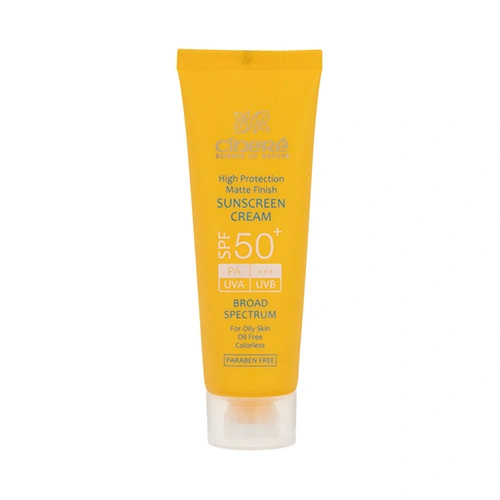 کرم ضد آفتاب بی رنگ سینره SPF50 مناسب پوست چرب حجم 50ml